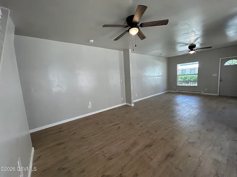 926 Edison Ave — Photo 4