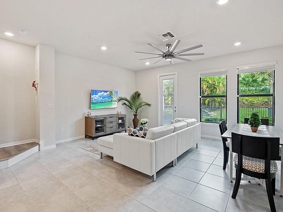 3rd image of 2179 Appleton Circle