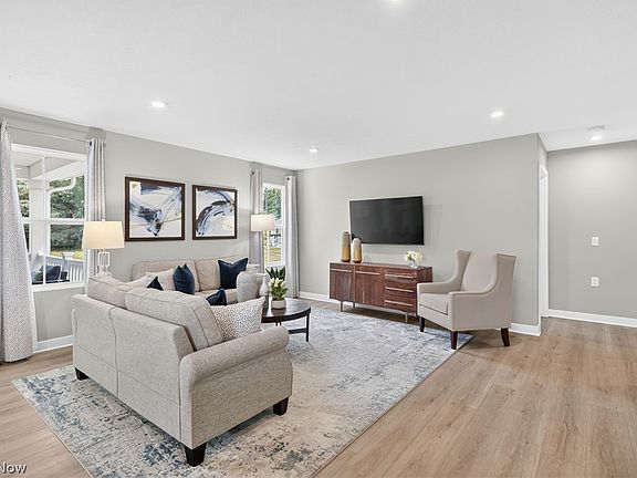 5th image of 302 Ridgewater Dr