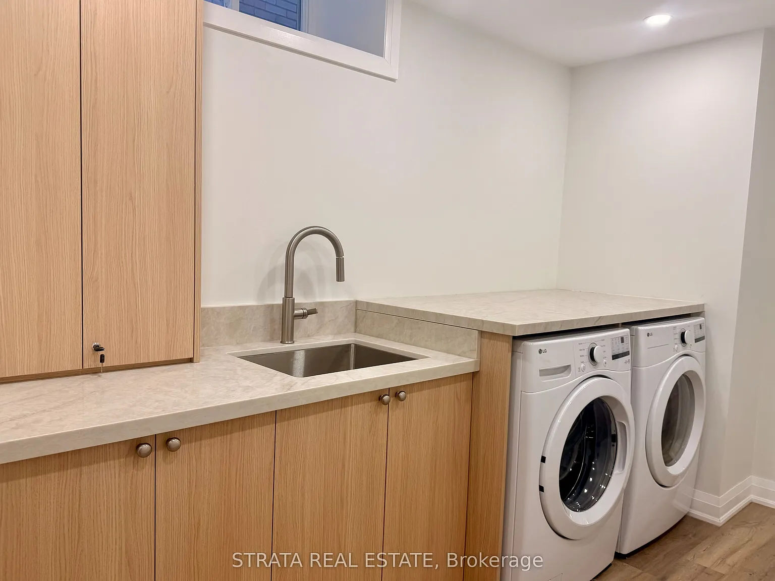 1 bed, $2,000 — Photo 4
