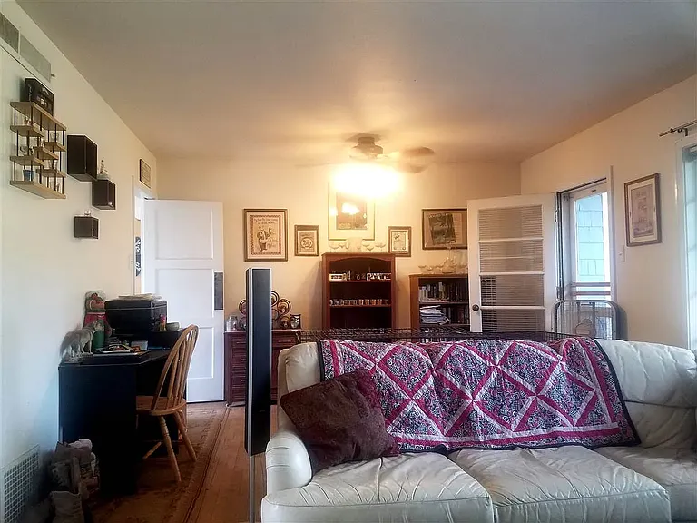 4048 Sycamore St #B — Photo 7