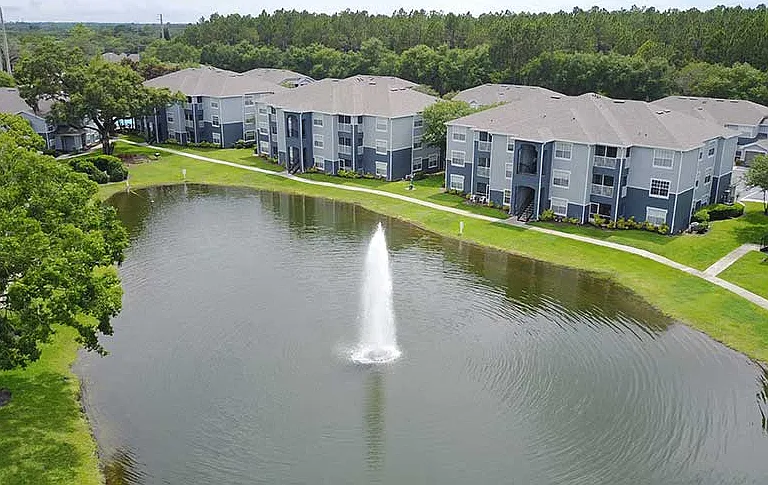 Promenade at Aloma Apartments — Photo 26