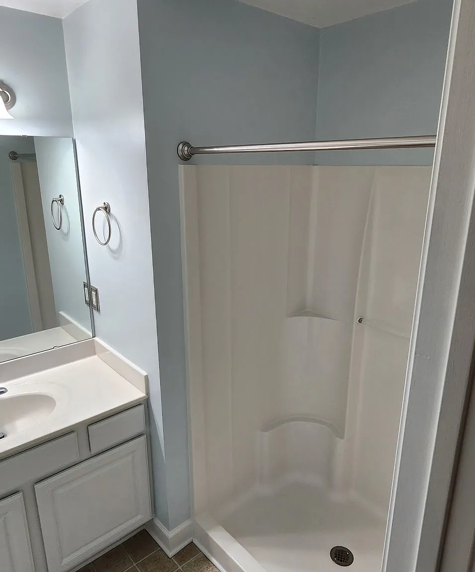 144 N Hines St — Photo 4