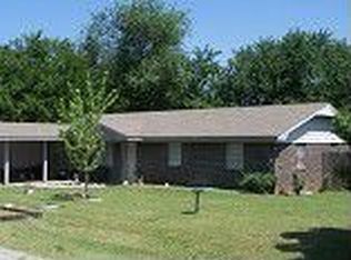 1820 W Ardmore Ave, Sulphur, OK 73086