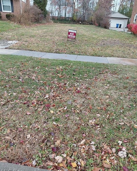 1st image of 3873 Meadowbrook Blvd