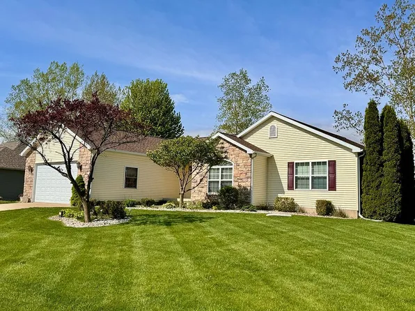 51951 Sandy Lane Dr, Granger, IN 46530