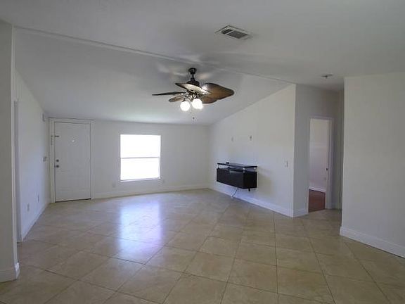 3rd image of 1806 NW 21st Ter #364