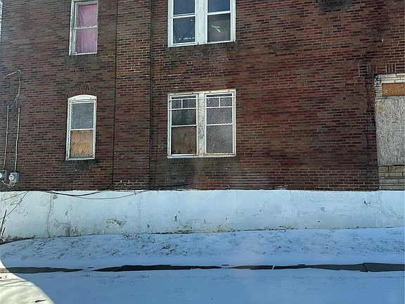 4th image of 5476 Genevieve Ave