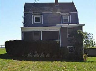 4 Shell Rd, Warren, RI 02885