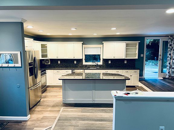 2nd image of 201 Collington Dr