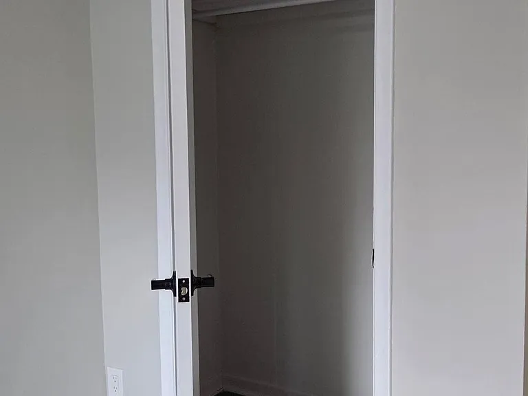 793 Broadview Ave #1 — Photo 27