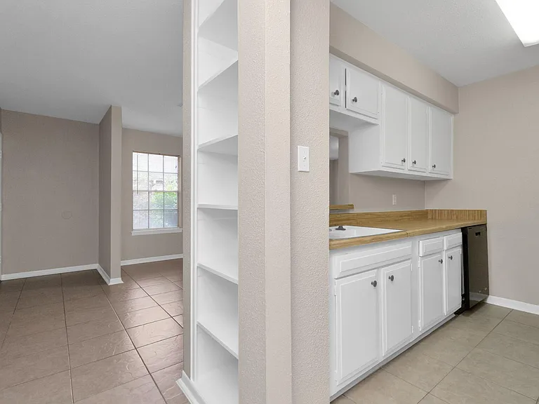 6401 Skyline Dr #38 — Photo 10