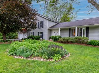 5N816 Campton Ridge Dr, Saint Charles, IL 60175