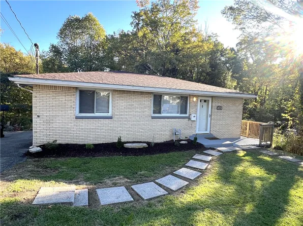 2081 Constitution Blvd, McKeesport, PA 15135