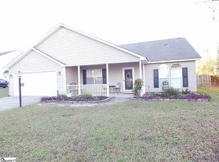 310 Mint Leaf Ct, Fountain Inn, SC 29644