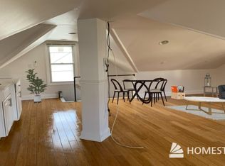 15 Water St, Englishtown, NJ 07726