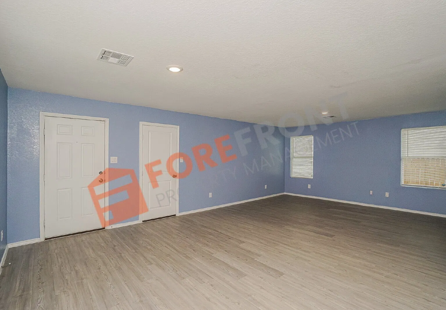 4110 Cross Current — Photo 4