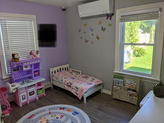 Small bedroom