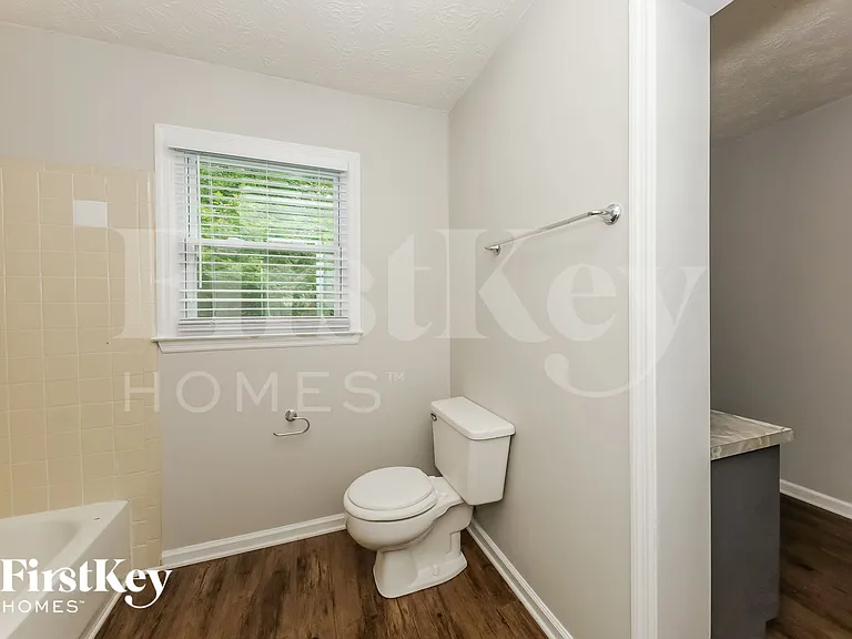 2902 Moorings Pkwy — Photo 14
