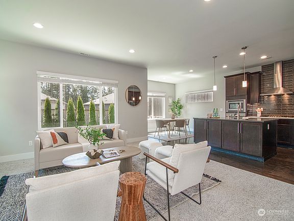4th image of 1406 184th Street SW