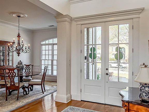 3rd image of 10107 Avent Ridge Dr