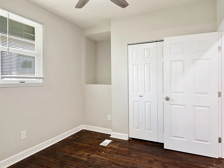 3032 Wayne Ave — Photo 12