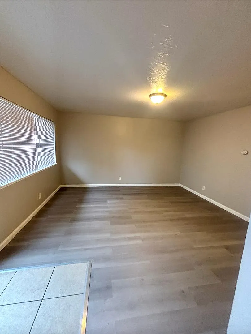 Unit Photo - 2424 90th Ave #12