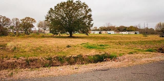 2nd image of 126 Breaux Rd