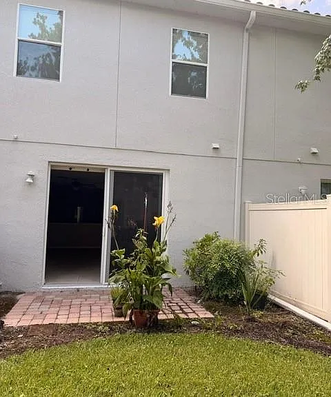 1911 Silverweed Way — Photo 17