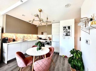 8188 Fraser St #1308, Vancouver, BC V5X3T3