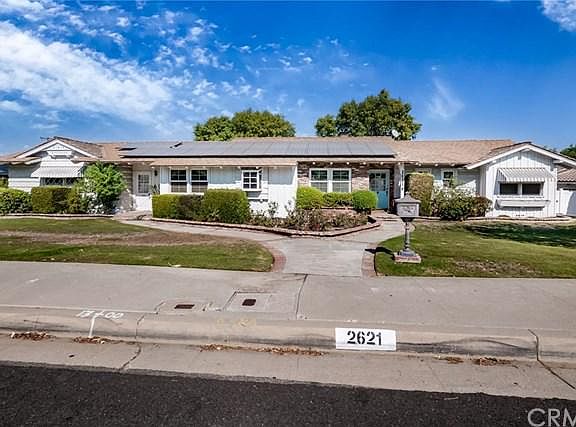 2nd image of 2621 E Cameron Ave