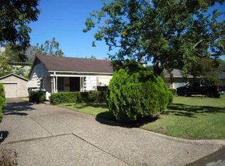 5318 Patrick Henry St, Bellaire, TX 77401