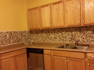 123 W Granada Ave, Hershey, PA 17033