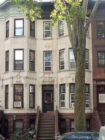 1st image of 21 Polhemus Pl #1