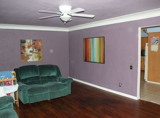 101 Debra Dr, Fairview Heights, IL 62208