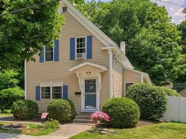 63 Vine St, Leominster, MA 01453
