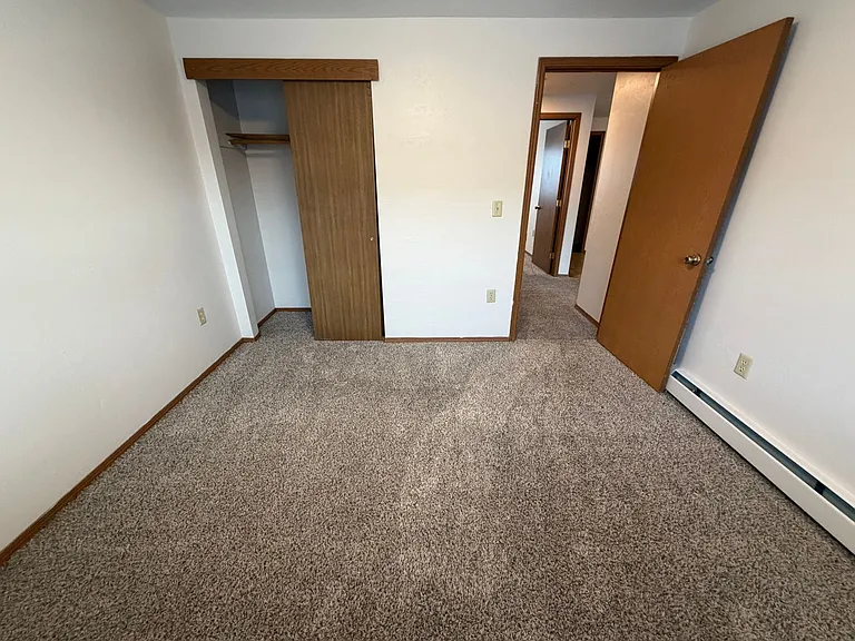 2677 Humboldt Rd — Photo 30