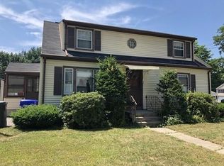 68 Piedmont St, Springfield, MA 01104