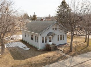 302 W Main Ave, Frazee, MN 56544
