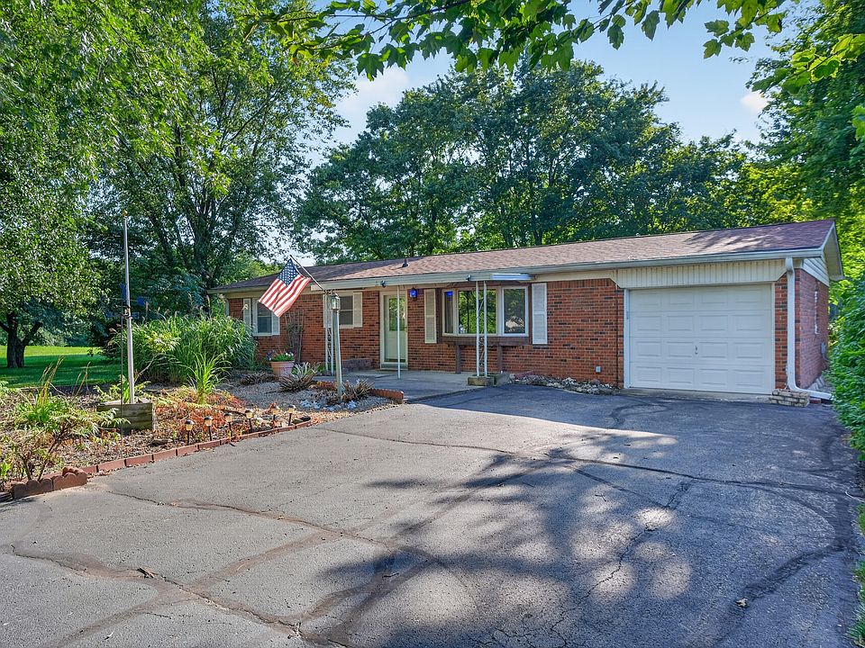 1st image of 18055 Deshane Ave