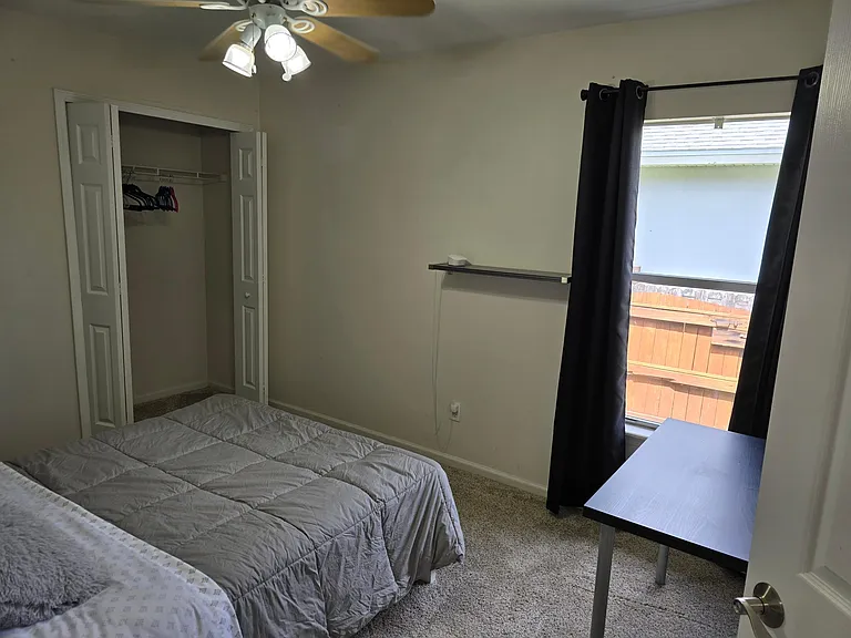 1652 Redstone Ct — Photo 40