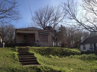 1100 Betterton Cir, Dallas, TX 75203