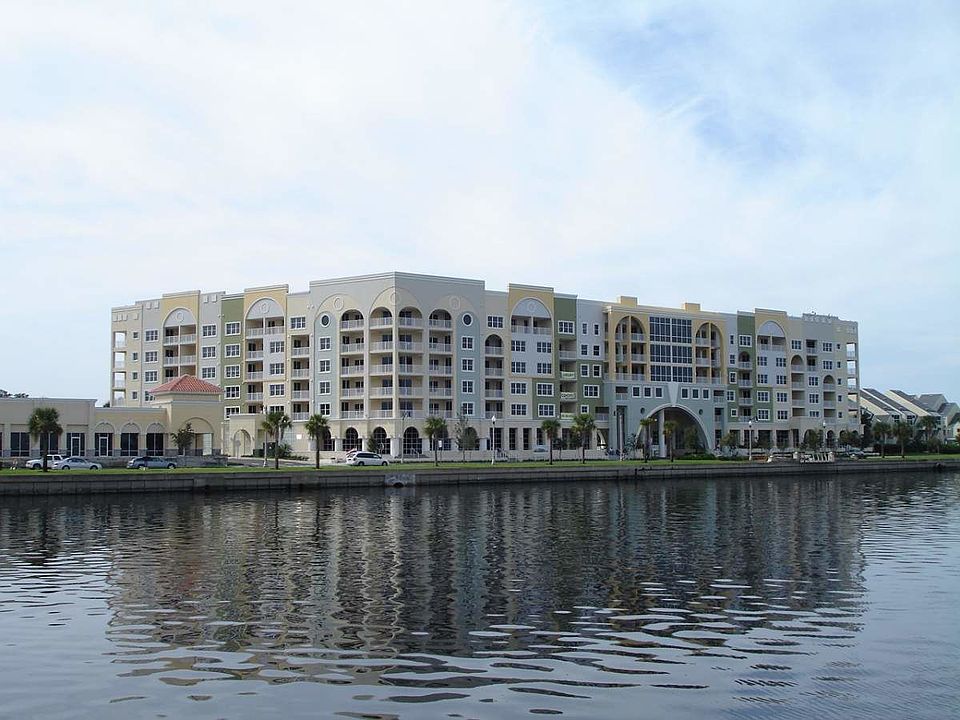 1st image of 225 W Seminole Blvd