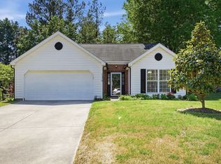 120 Ridge Lake Dr, Apex, NC 27539