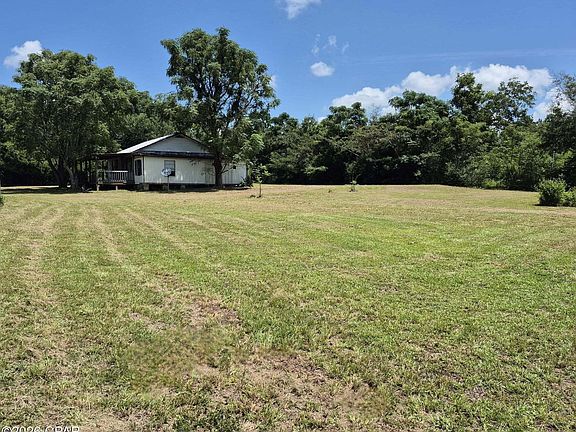 3rd image of 1093 Newton Rd