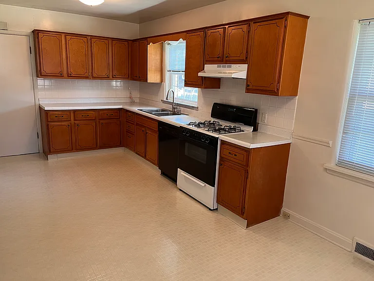 2620 N Ripley St #1 — Photo 20
