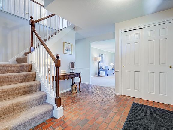 5th image of 53 Avonmore Way
