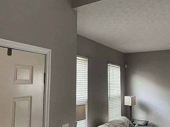 4th image of 667 Lindridge Dr