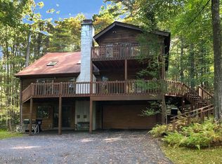 116 Cliff Ct, Milford, PA 18337