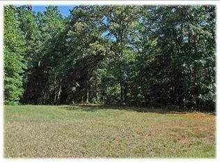 2 Powers Garden Rd, Simpsonville, SC 29681